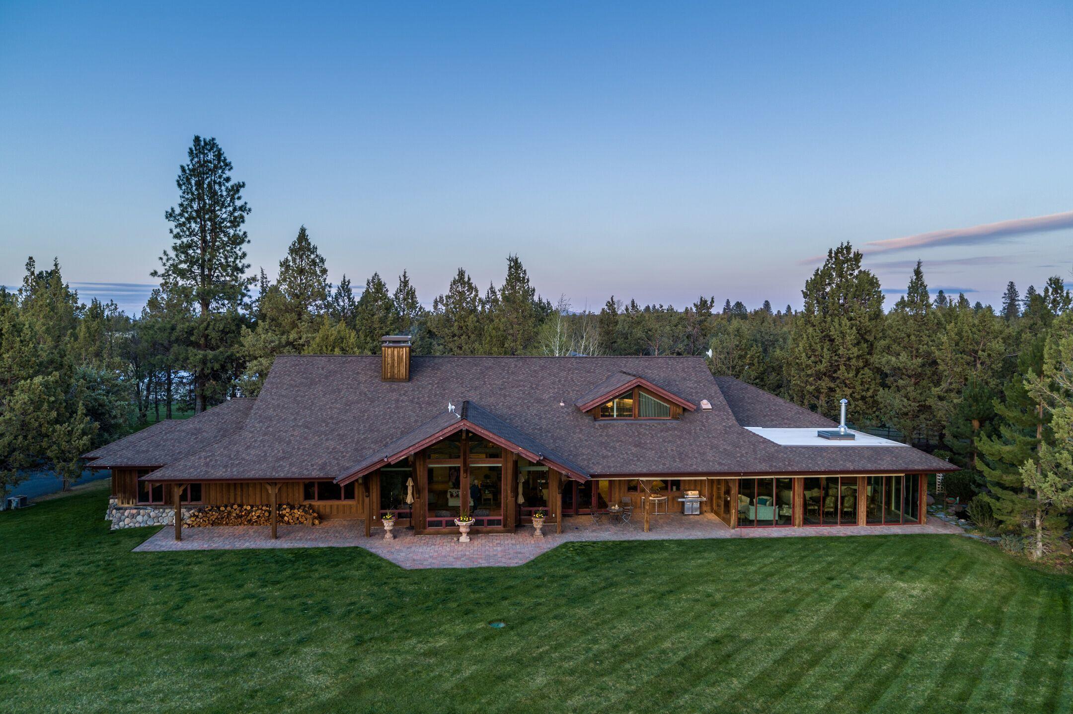 65520 Gerking Market Road Bend, OR 97703 - Photo 42 of 49 8b8cBn_A