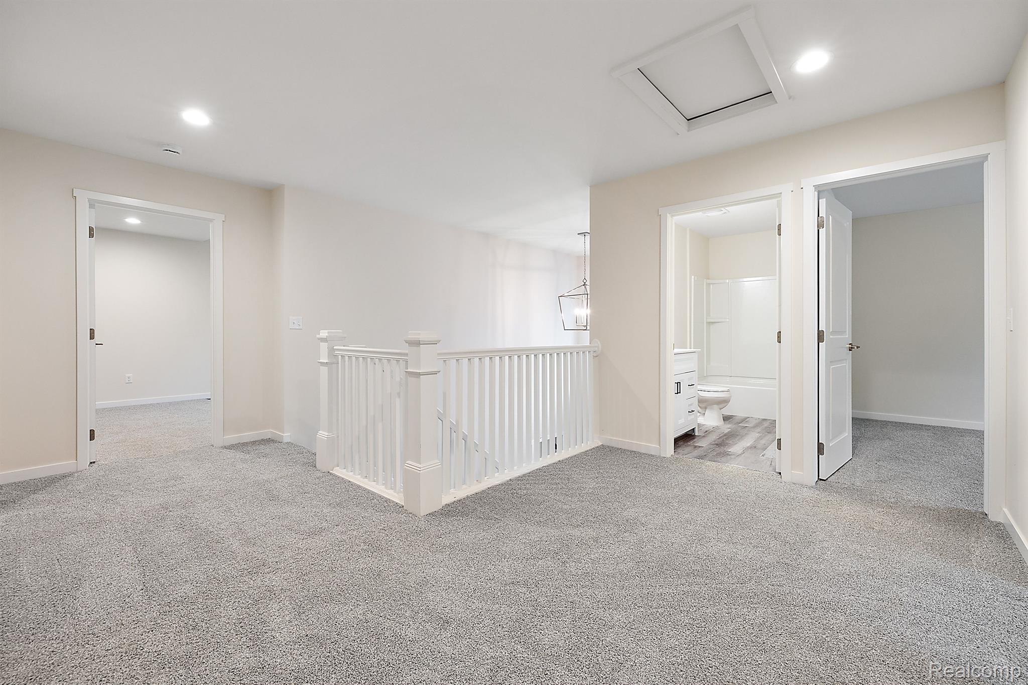 2829 Walsh Drive Rochester, MI 48309 - Photo 19 of 40 Gallery Image 19