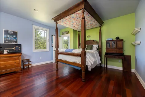 $3,600,000 | 365 Boston Neck Road, Narragansett, RI 02882