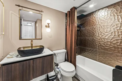 $259,900 | 508 Shady Pine Way, Unit D2, Greenacres, FL 33415