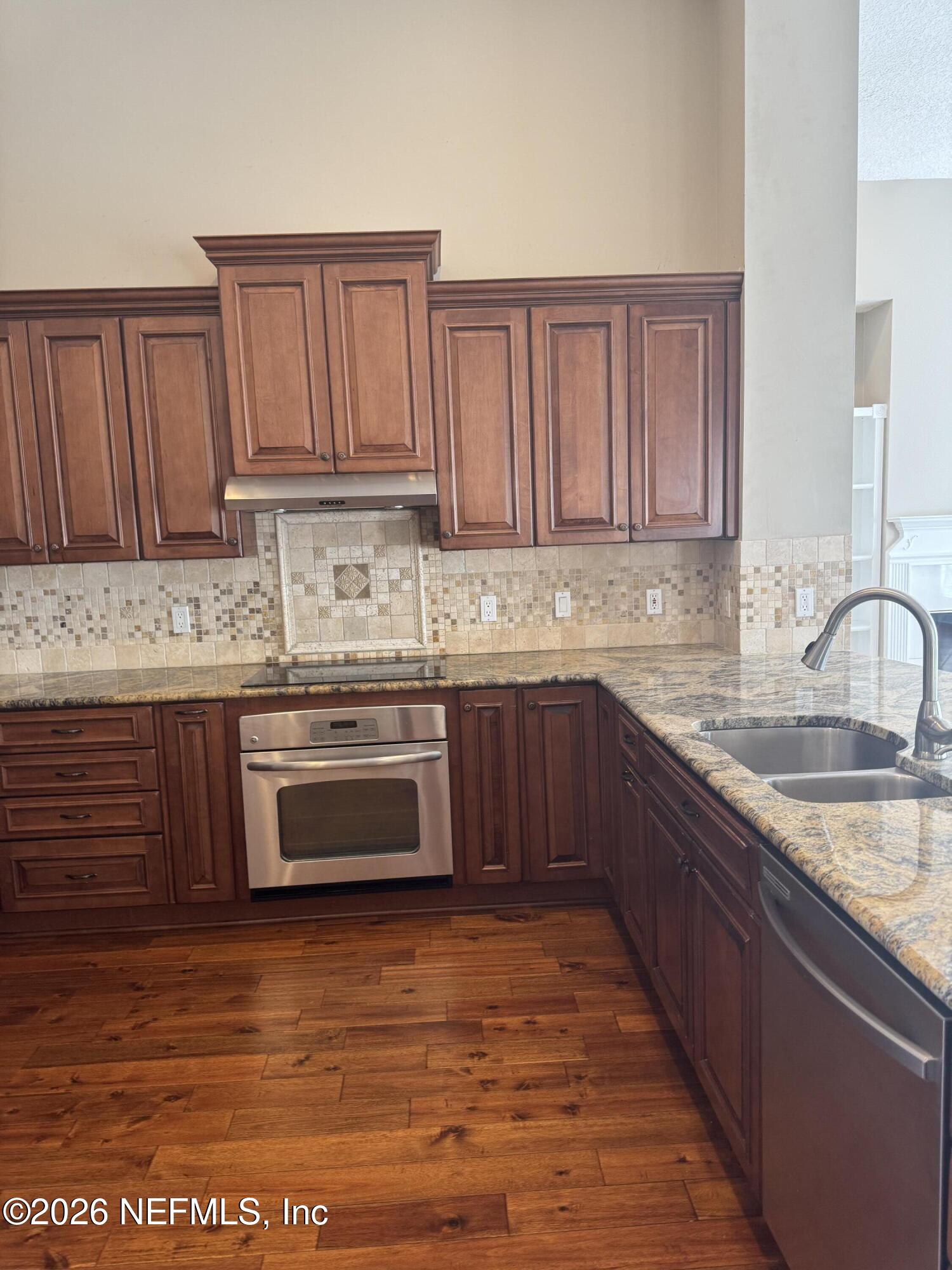 337 South Mill View Way Ponte Vedra Beach, FL 32082 - Photo 2 of 23 IMG_9169