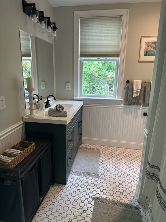 64 L Street Boston, MA 02127 - Photo 15 of 27