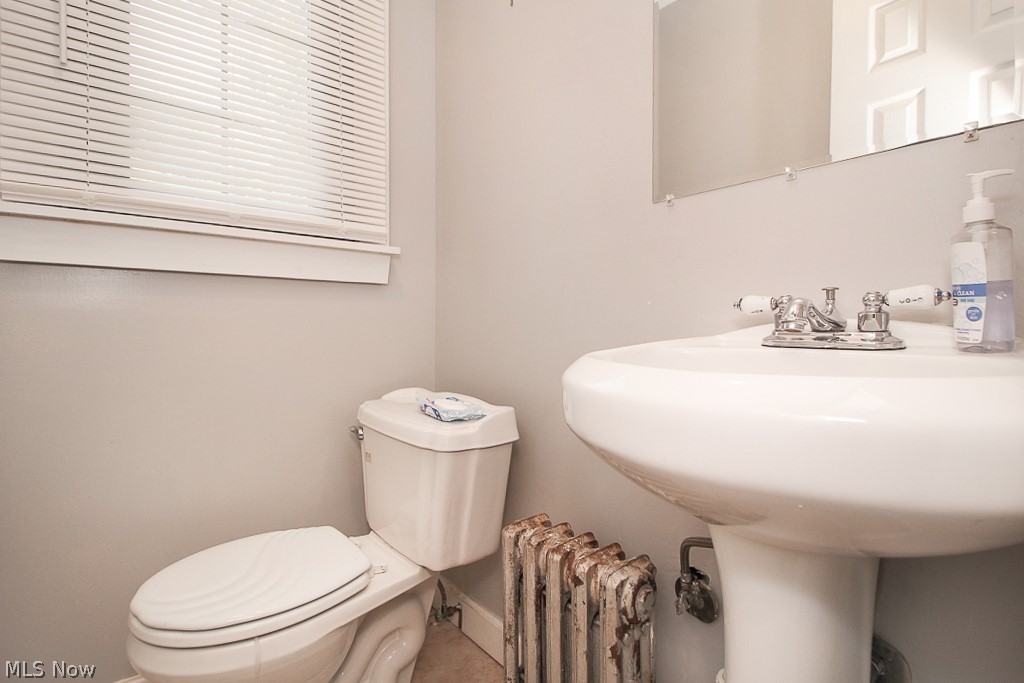 14410 Onaway Road Cleveland, OH 44120 - Photo 24 of 35