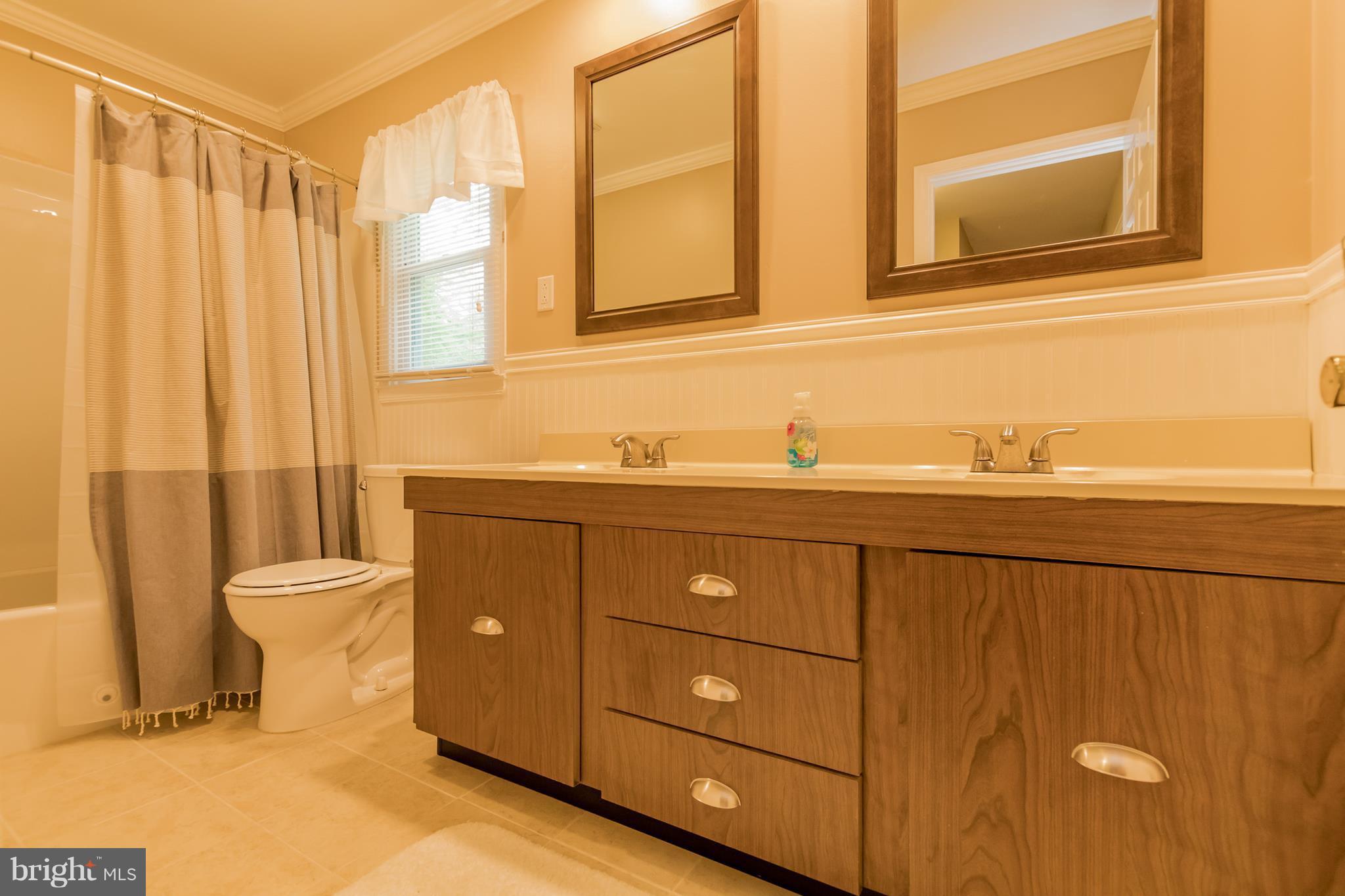 1102 Temfield Road Towson, MD 21286 - Photo 23 of 30 Hall Bath