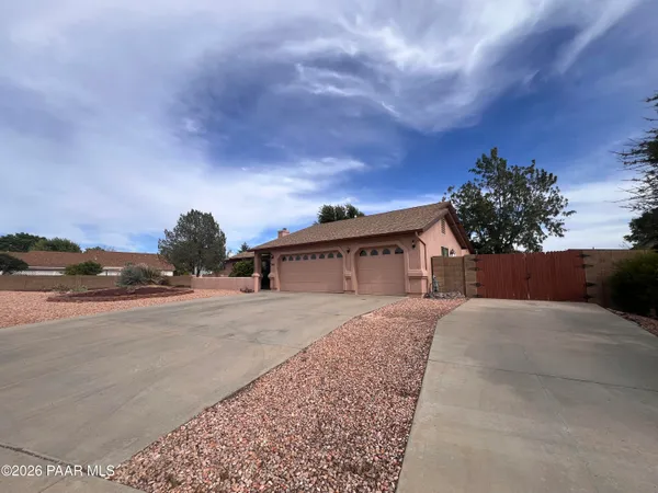 $2,600 | 7451 East Granite Prescott Valley, Prescott Valley, AZ 86315
