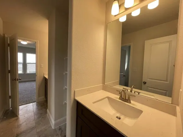 $2,900 | 18916 Scoria Drive, Pflugerville, TX 78660