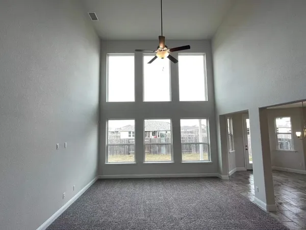 $2,900 | 18916 Scoria Drive, Pflugerville, TX 78660