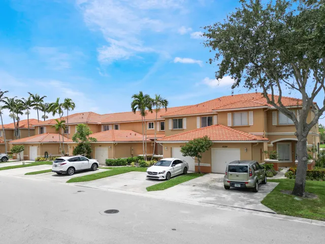 $389,000 | 6219 Eaton Street, West Palm Beach, FL 33411
