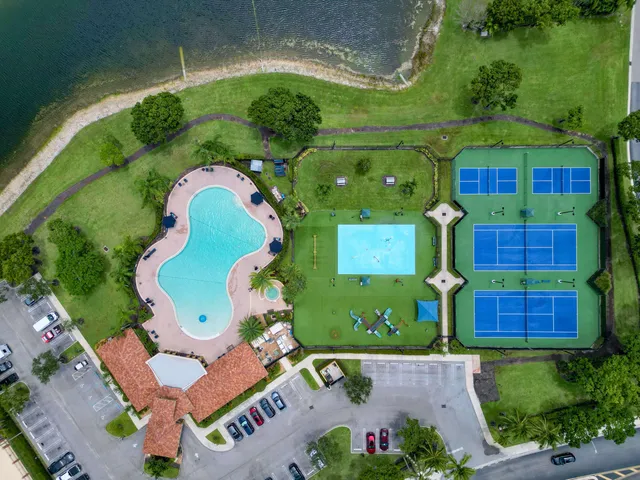 $389,000 | 6219 Eaton Street, West Palm Beach, FL 33411