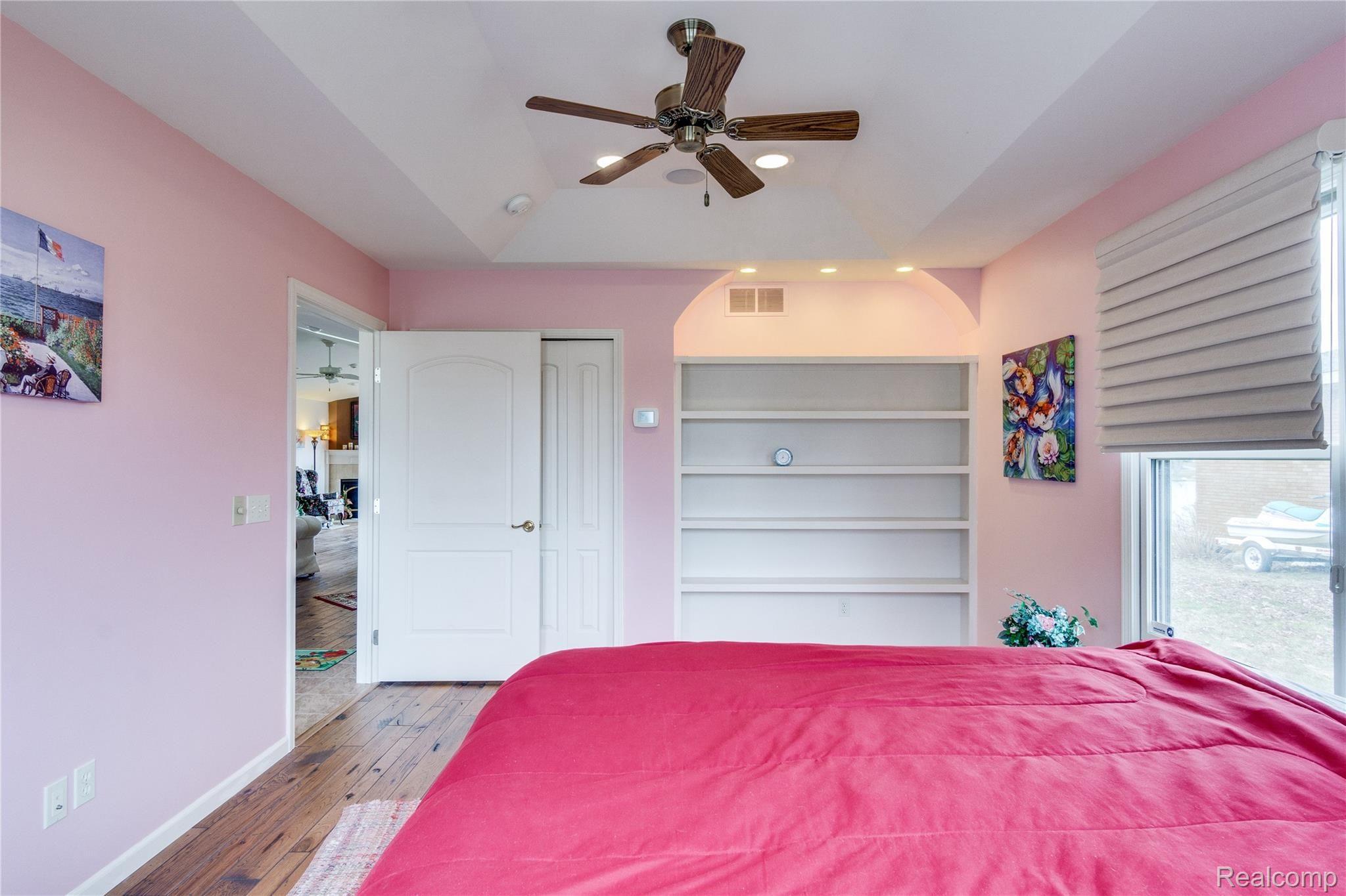 4179 East Rolston Road Linden, MI 48451 - Photo 21 of 41 Interiors (5 of 42).jpg