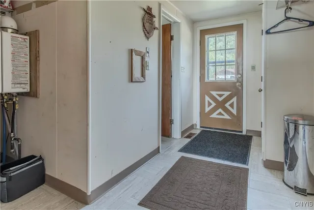 $519,900 | 17619 Hy Knoll Drive, Hounsfield, NY 13685