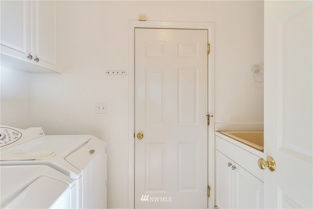 3820 209th Place Southeast Bothell, WA 98021 - Photo 13 of 31