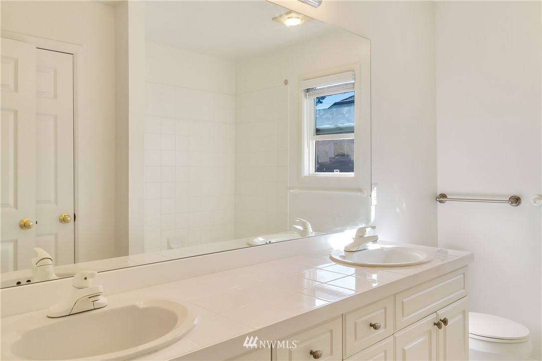 3820 209th Place Southeast Bothell, WA 98021 - Photo 22 of 31