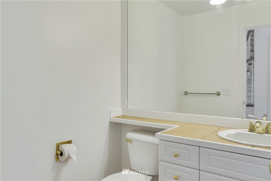 3820 209th Place Southeast Bothell, WA 98021 - Photo 4 of 31