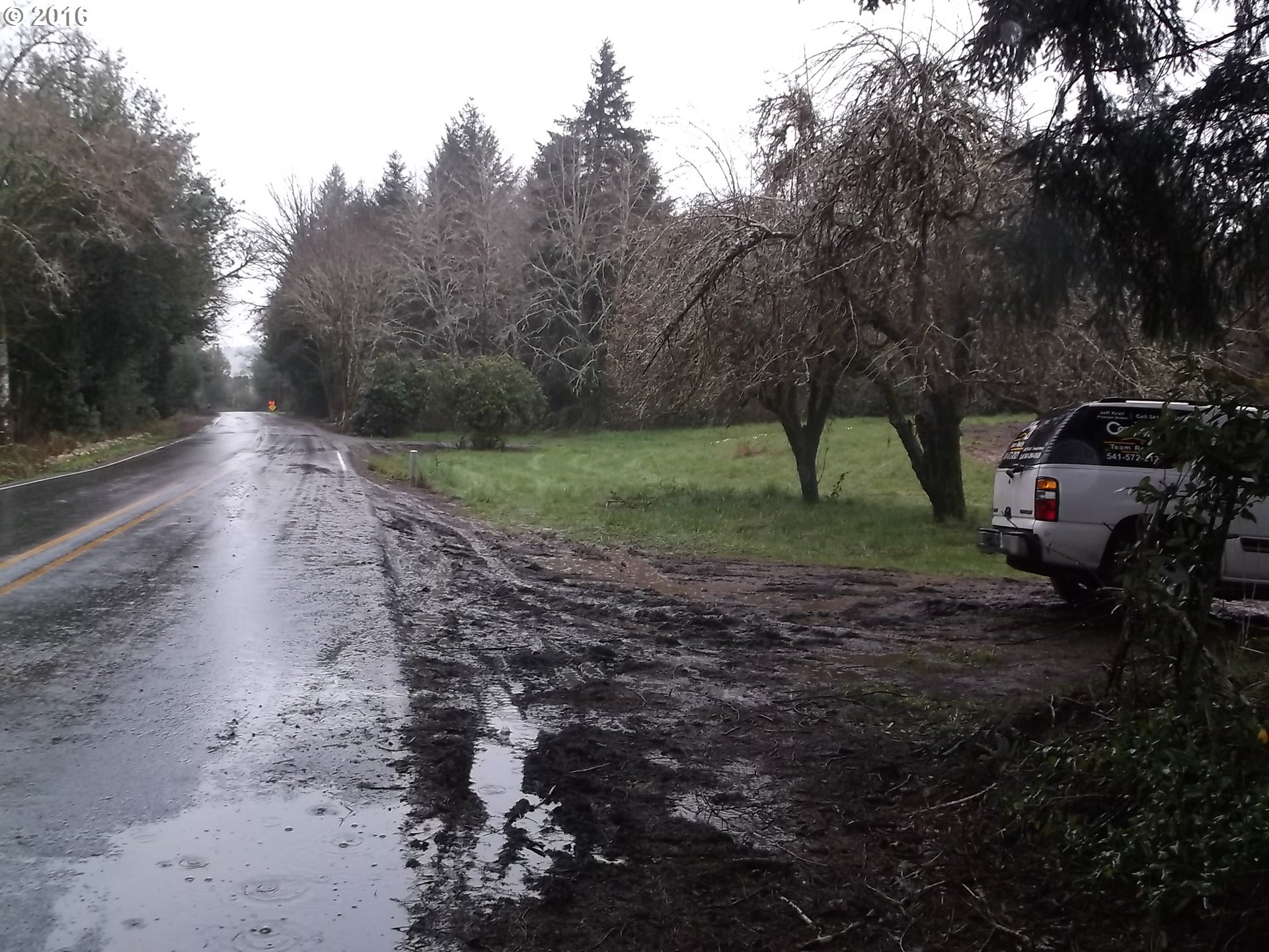 60274 Fairview Road Coquille, OR 97423 - Photo 13 of 14 Gallery Image 13