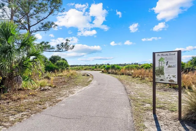 $369,500 | 2701 Shamrock Drive, Venice, FL 34293