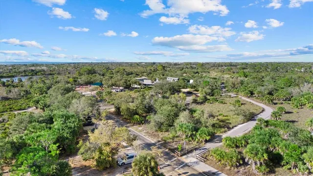 $369,500 | 2701 Shamrock Drive, Venice, FL 34293