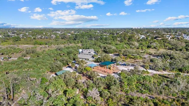 $369,500 | 2701 Shamrock Drive, Venice, FL 34293