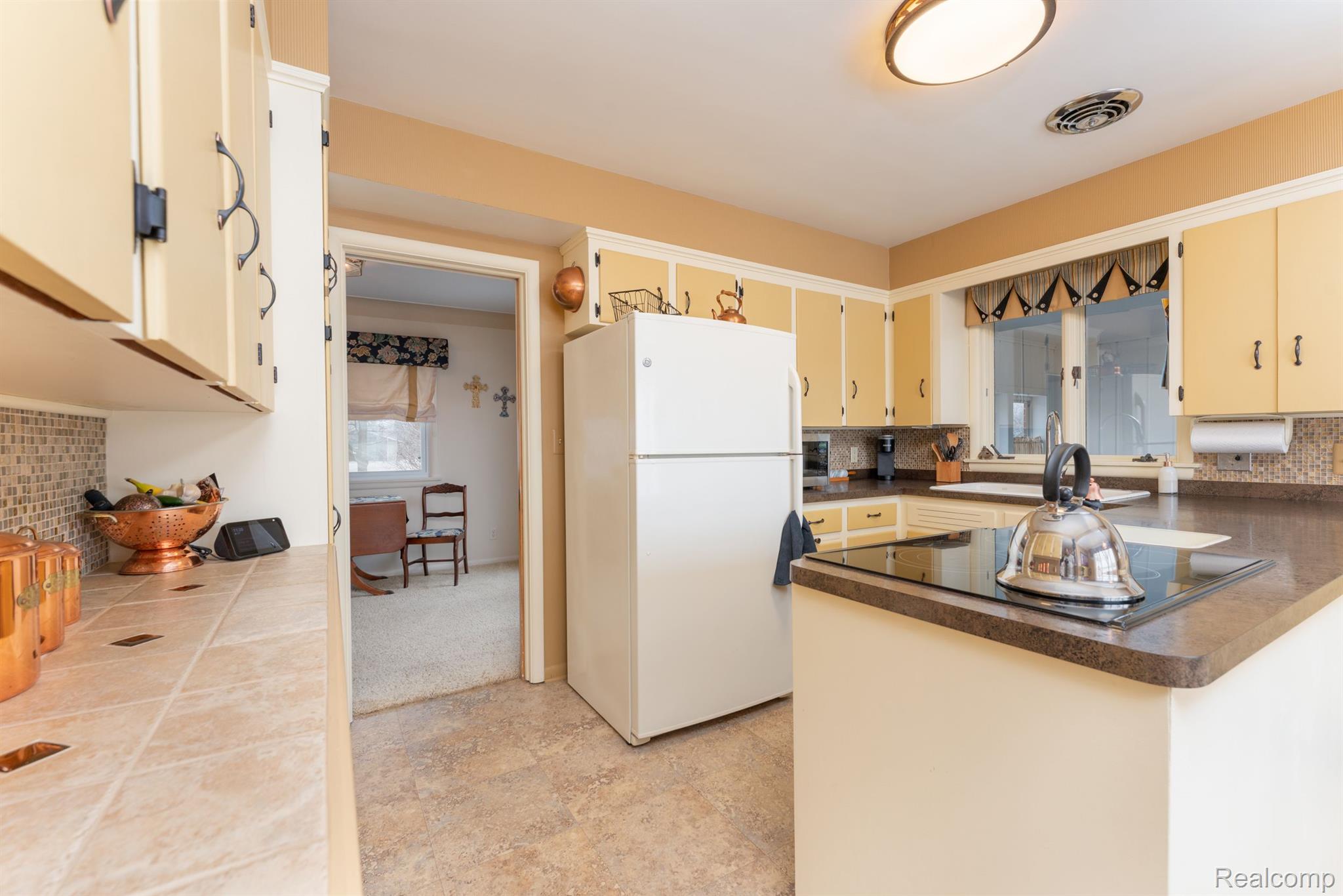 7900 Sharpe Road Fowlerville, MI 48836 - Photo 12 of 42 Gallery Image 12