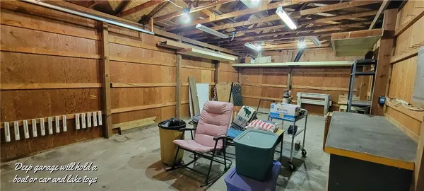 $229,900 | 18594 Mimosa Drive, Warsaw, MO 65355