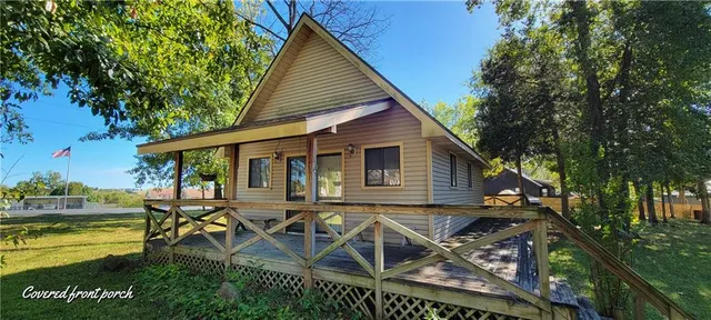 $229,900 | 18594 Mimosa Drive, Warsaw, MO 65355