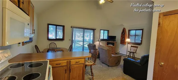 $229,900 | 18594 Mimosa Drive, Warsaw, MO 65355