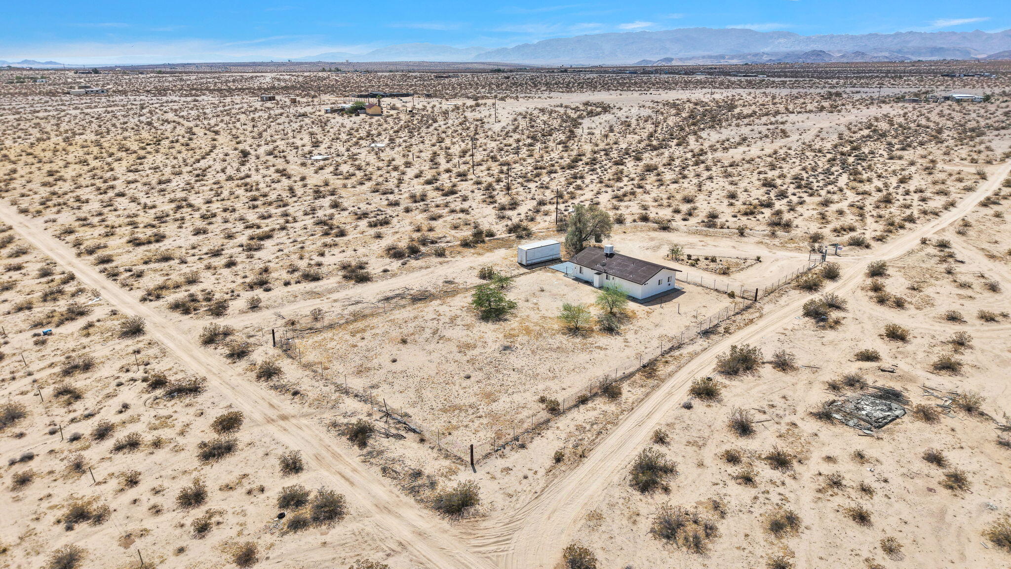 133 Cascade Road Joshua Tree, CA 92252 - Photo 35 of 43 35-web-or-mls-DJI_20260810110412_0580_D_