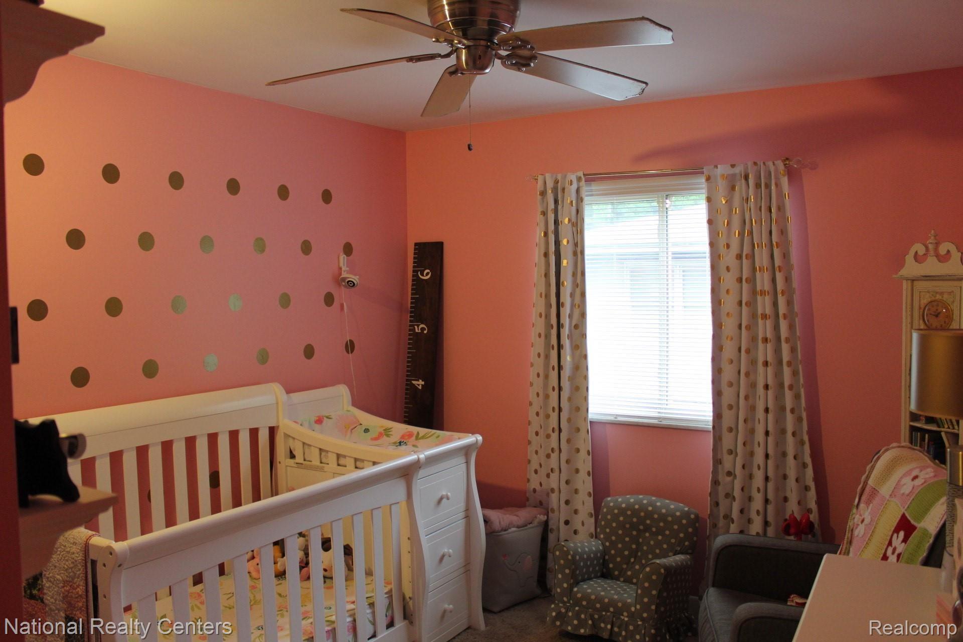 800 Ridgemont Street Commerce Township, MI 48382 - Photo 10 of 16 IMG_1559.jpeg