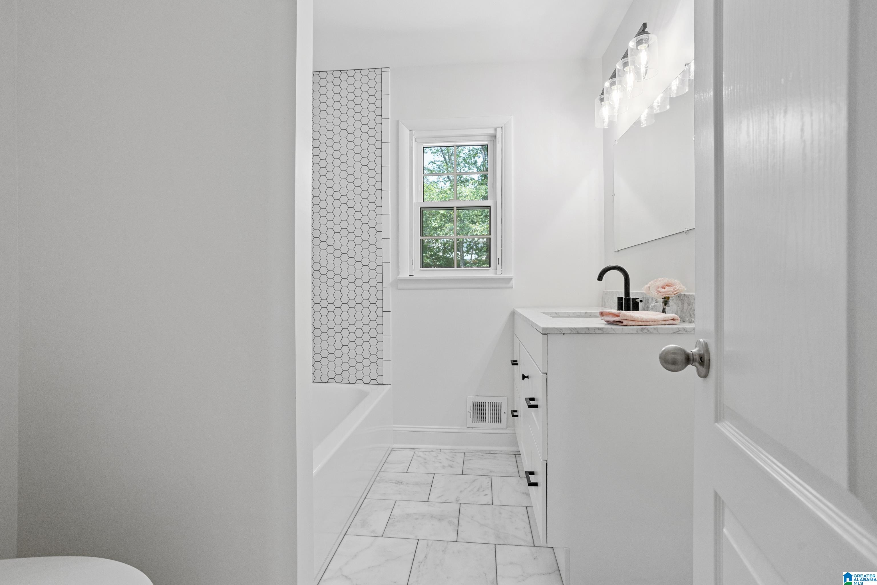 3208 Tyrol Road Birmingham, AL 35216 - Photo 24 of 56