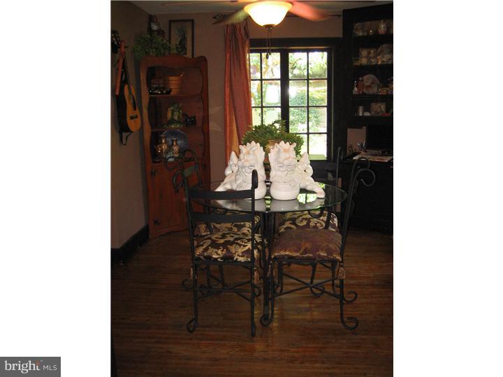 222 Friedensburg Road Reading, PA 19606 - Photo 2 of 4 Gallery Image 2