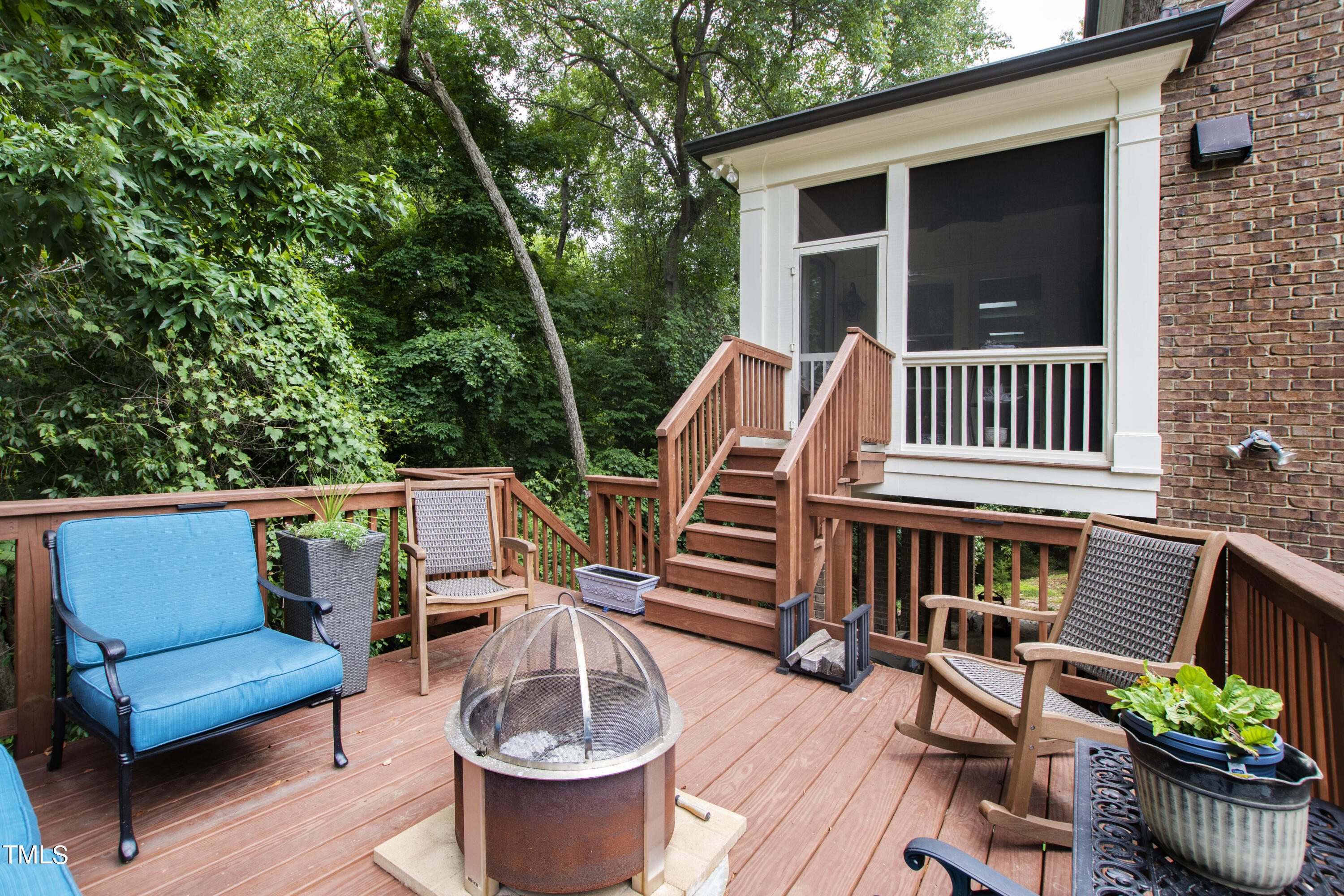 2825 Lassiter Mill Road Raleigh, NC 27609 - Photo 27 of 30 8