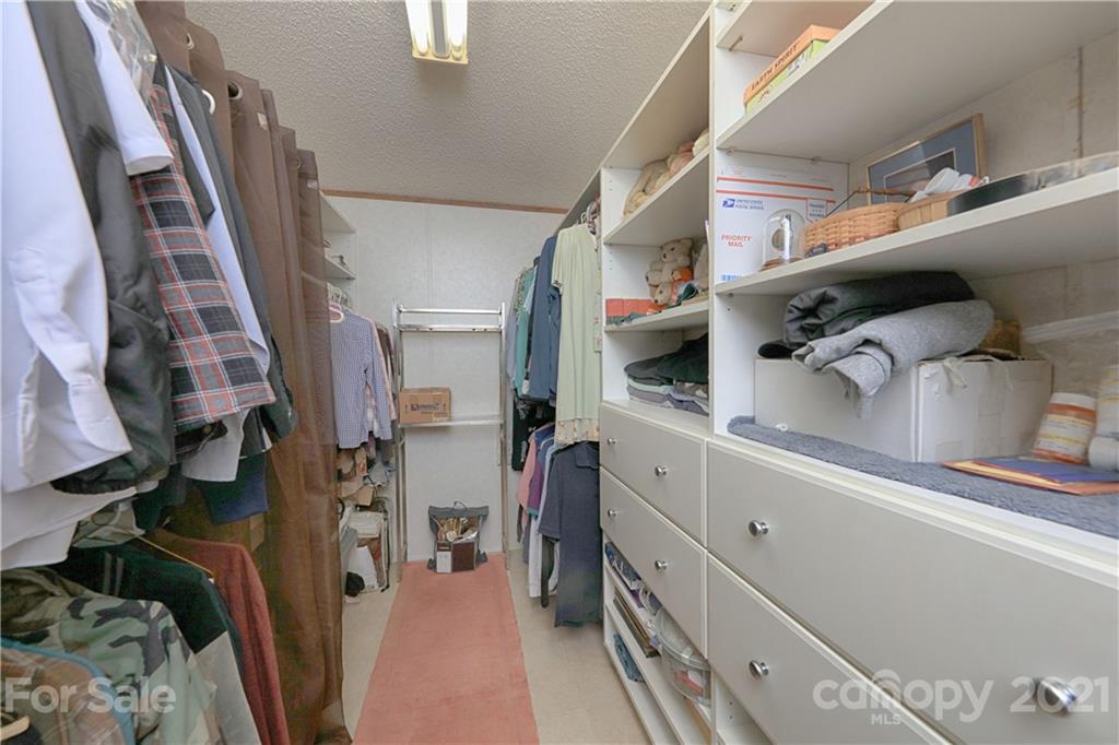 255 Cornwall Road Harmony, NC 28634 - Photo 12 of 40 Gallery Image 12
