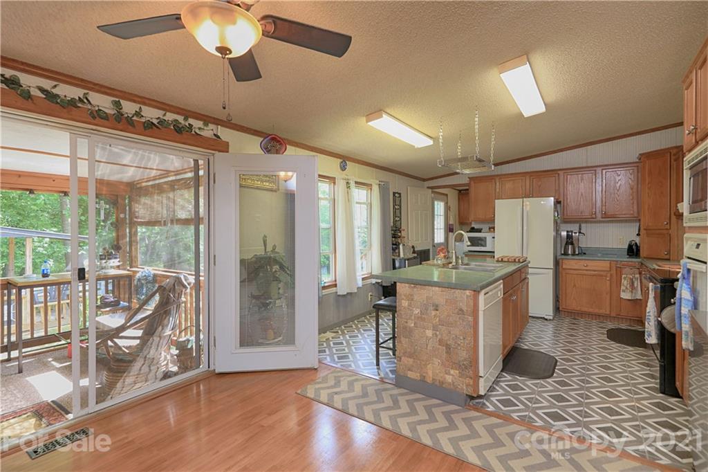 255 Cornwall Road Harmony, NC 28634 - Photo 17 of 40 Gallery Image 17