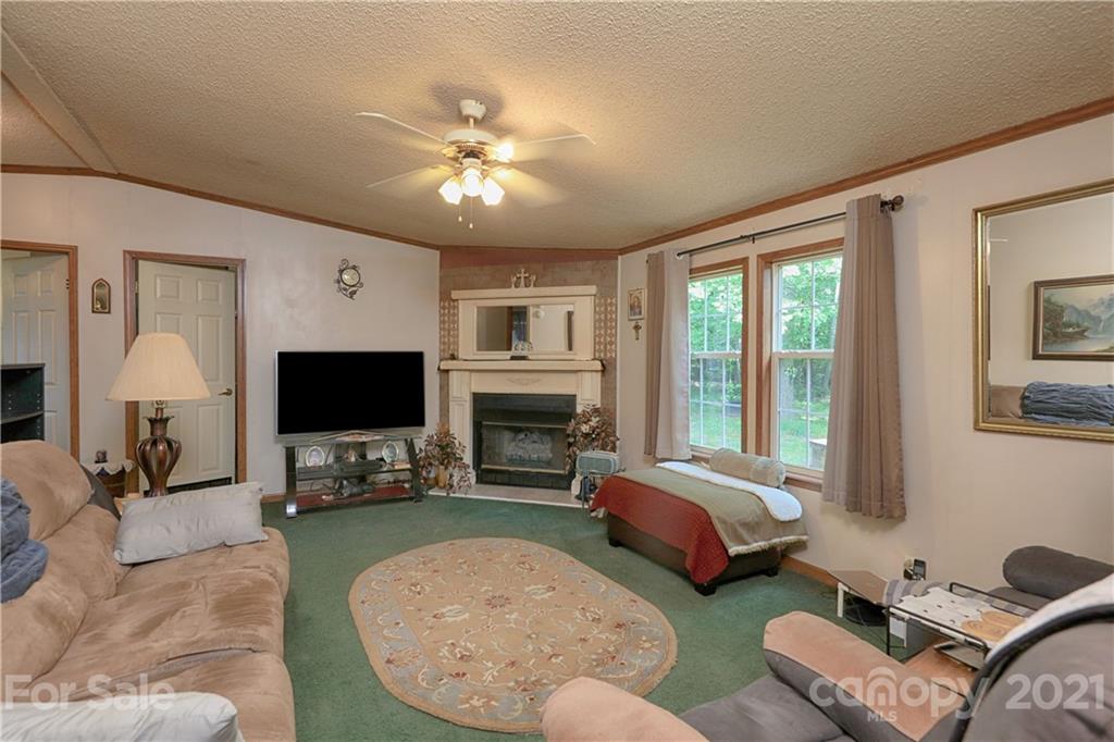 255 Cornwall Road Harmony, NC 28634 - Photo 19 of 40 Gallery Image 19