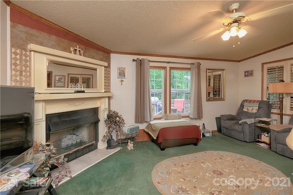 255 Cornwall Road Harmony, NC 28634 - Photo 20 of 40 Gallery Image 20
