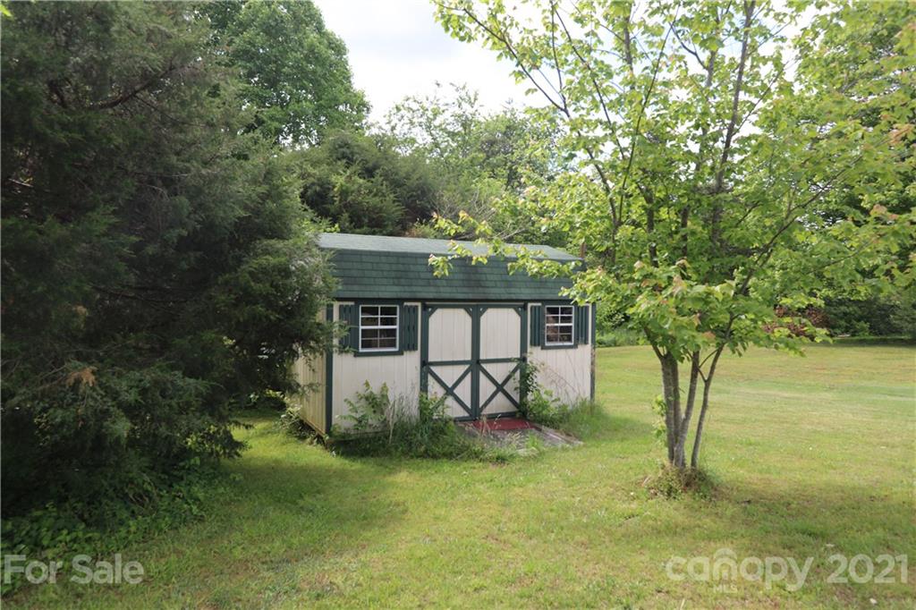 255 Cornwall Road Harmony, NC 28634 - Photo 27 of 40 Gallery Image 27