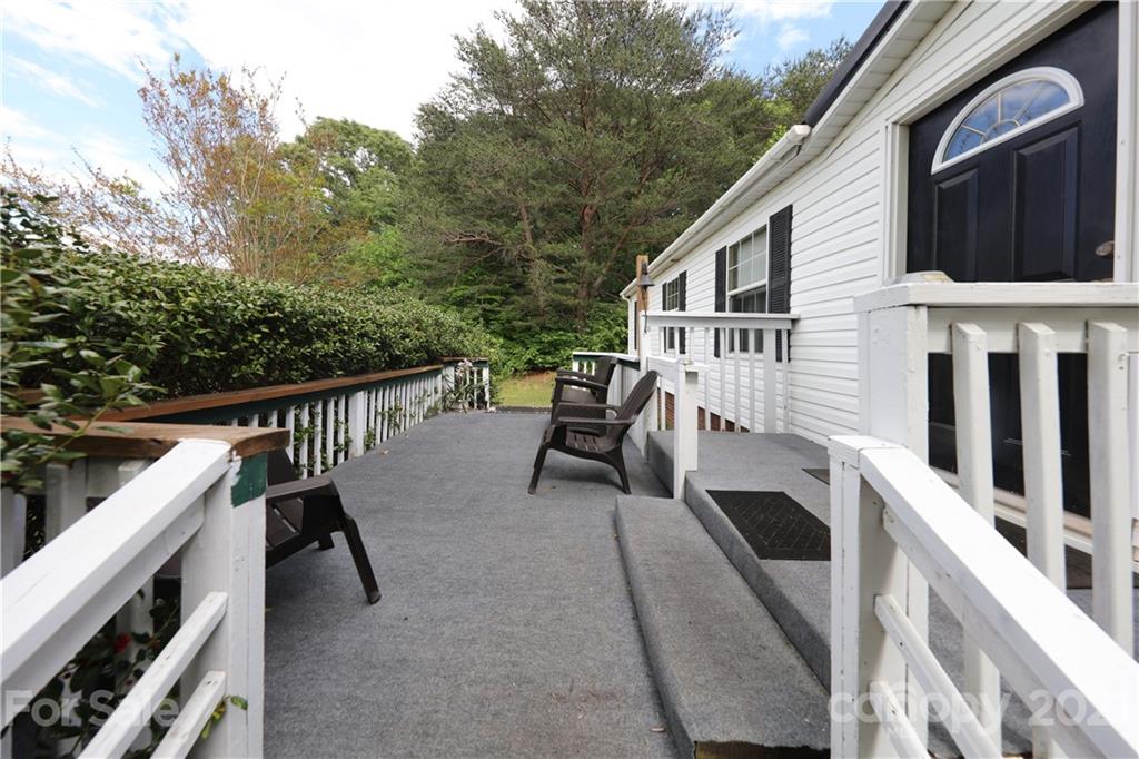 255 Cornwall Road Harmony, NC 28634 - Photo 4 of 40 Gallery Image 4