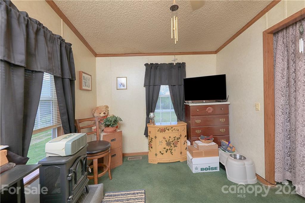 255 Cornwall Road Harmony, NC 28634 - Photo 8 of 40 Gallery Image 8