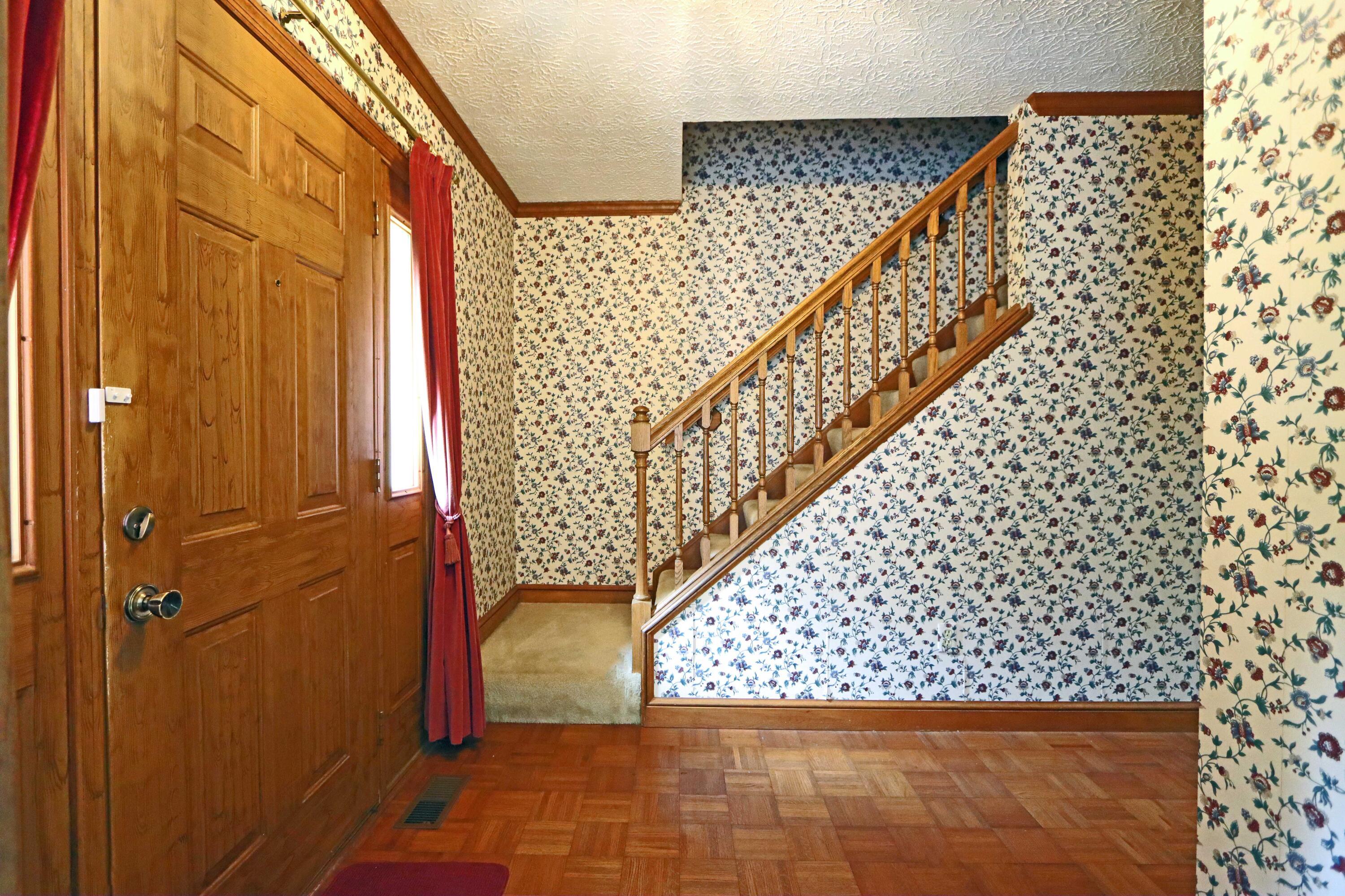 3974 Reed Road Columbus, OH 43220 - Photo 6 of 74 IMG_1558_edited-1