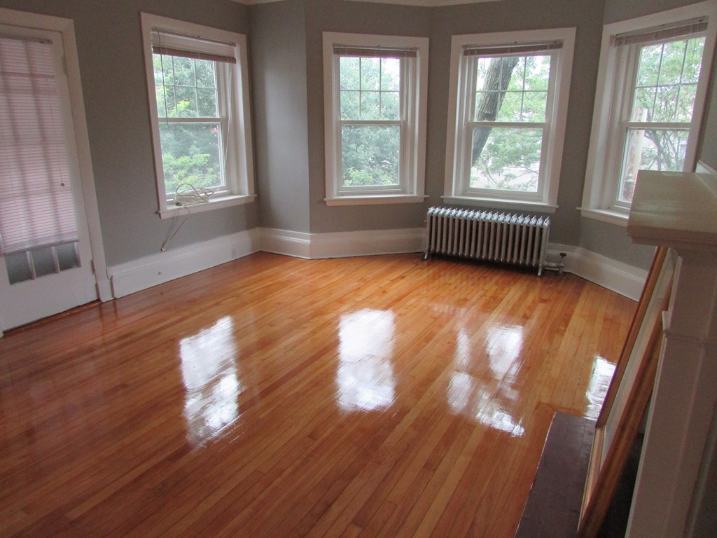 19 Hamilton Road, Unit 5 Brookline, MA 02446 - Photo 1 of 14