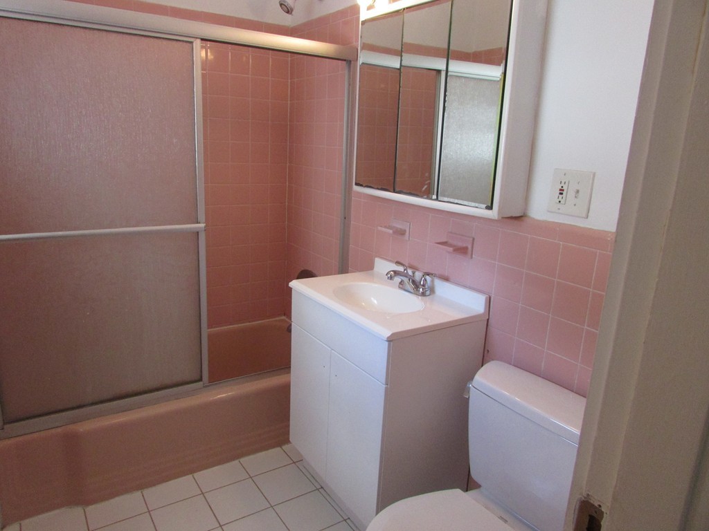 19 Hamilton Road, Unit 5 Brookline, MA 02446 - Photo 9 of 14