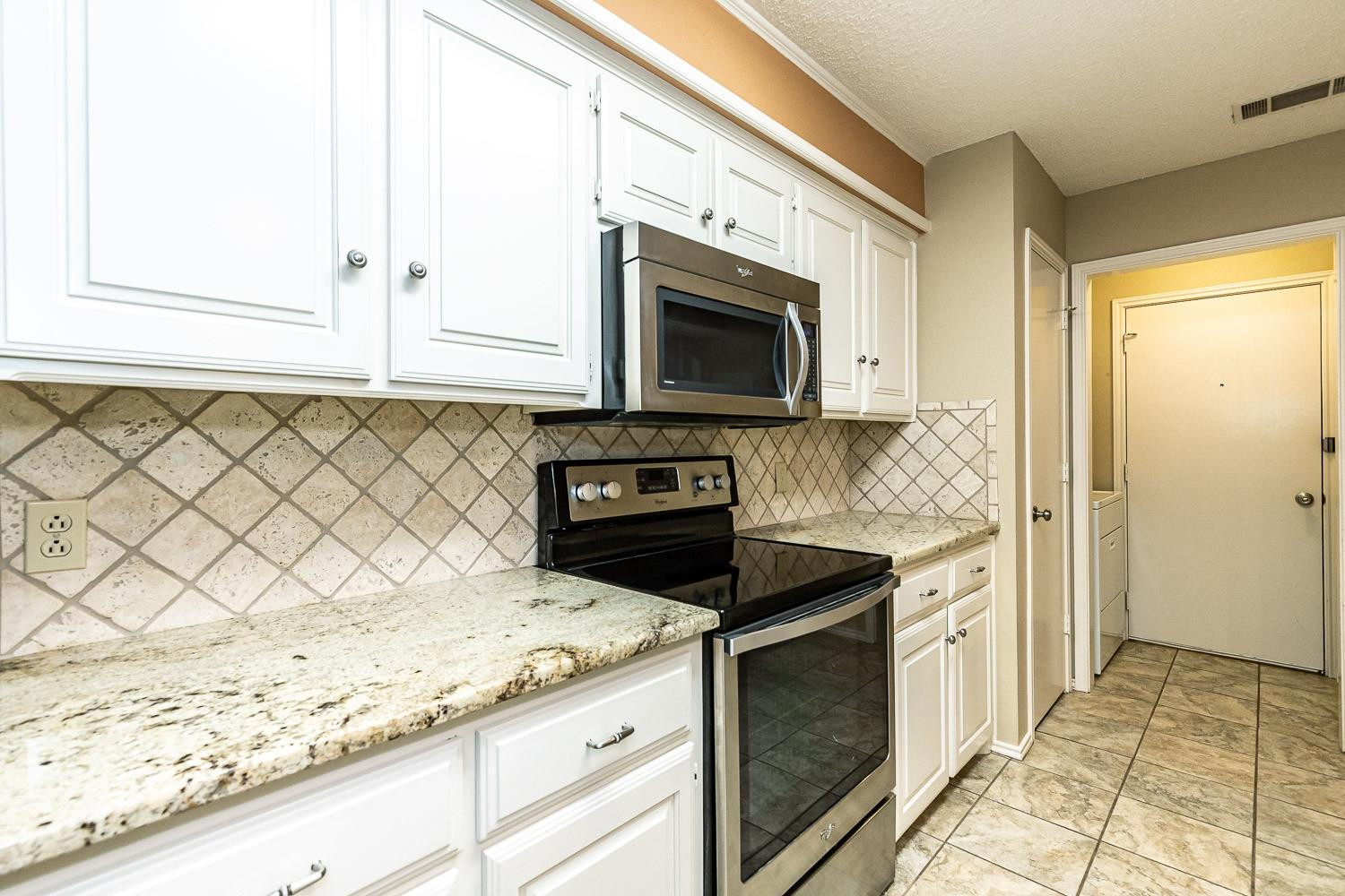3202 66th Street, Unit A Lubbock, TX 79413 - Photo 13 of 37 Photo 13