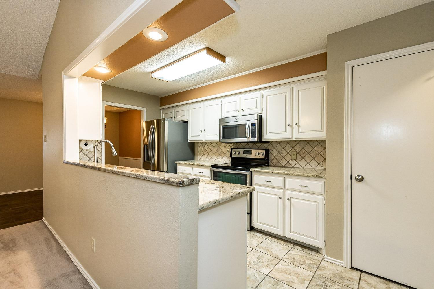 3202 66th Street, Unit A Lubbock, TX 79413 - Photo 14 of 37 Photo 14