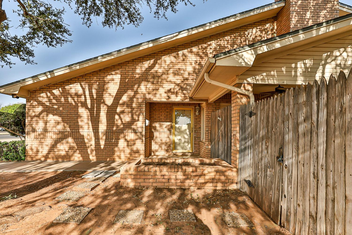 3202 66th Street, Unit A Lubbock, TX 79413 - Photo 3 of 37 Photo 3