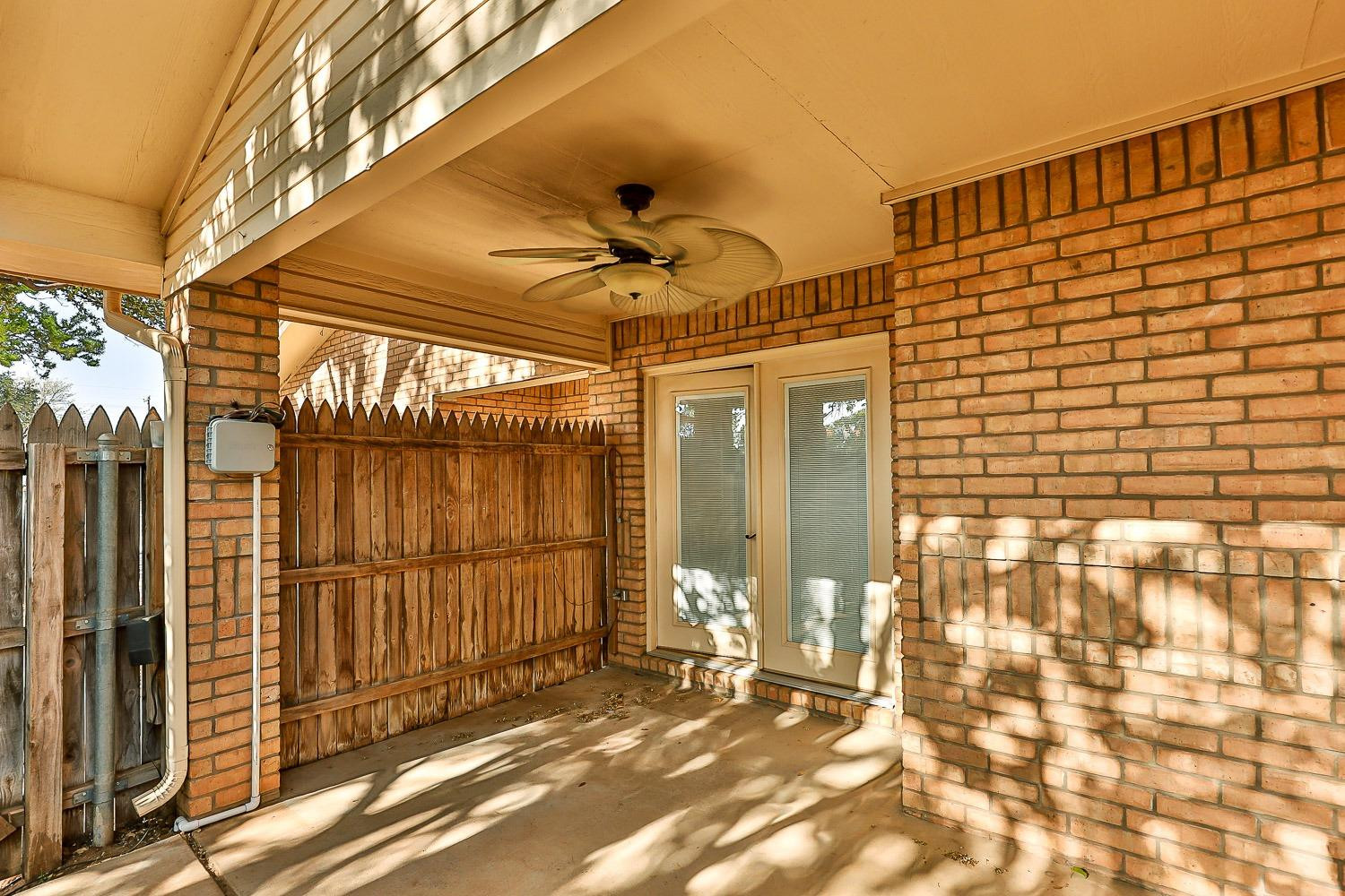 3202 66th Street, Unit A Lubbock, TX 79413 - Photo 31 of 37 Covered Patio