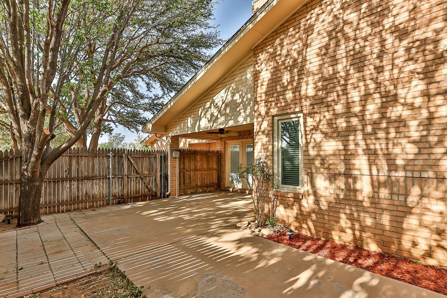 3202 66th Street, Unit A Lubbock, TX 79413 - Photo 32 of 37 Just the Right Amount of Yard Space