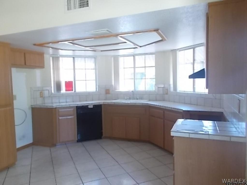 2730 Ricca Court Kingman, AZ 86401 - Photo 8 of 29 Gallery Image 8