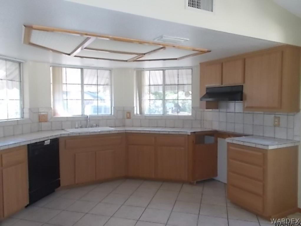 2730 Ricca Court Kingman, AZ 86401 - Photo 9 of 29 Gallery Image 9