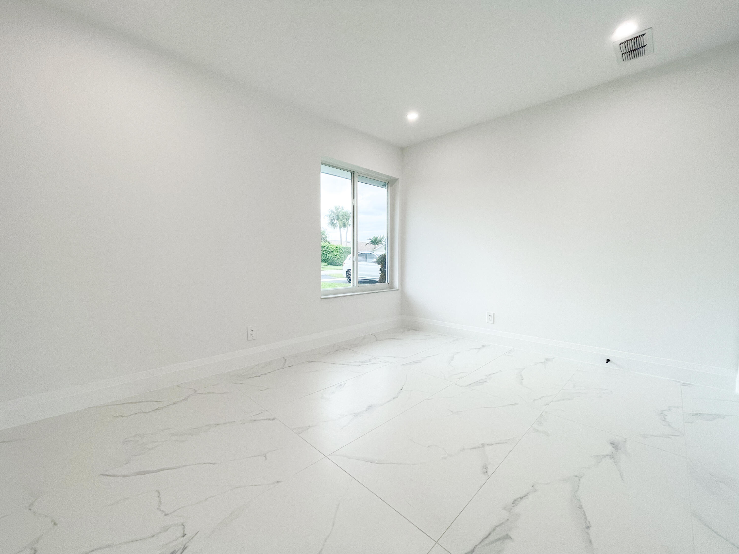19446 Colorado Circle Boca Raton, FL 33434 - Photo 24 of 45 Bedroom 3