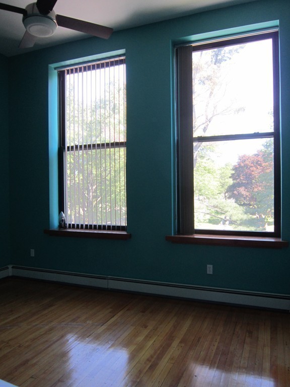 160 Playstead Road, Unit 2 Medford, MA 02155 - Photo 6 of 10 Gallery Image 6